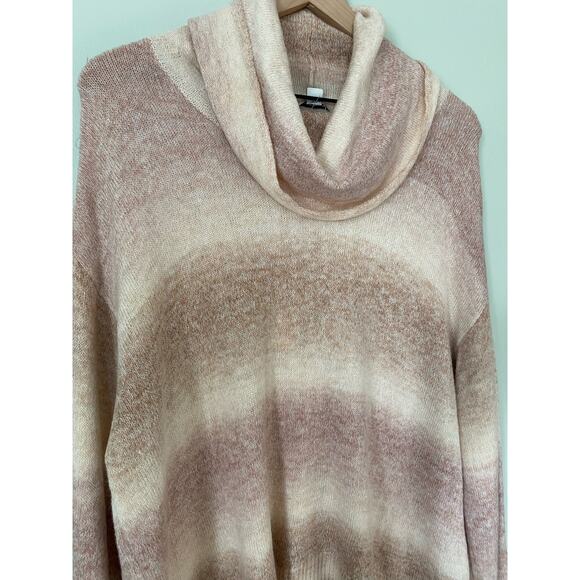 American Eagle Women's Oversized Dreamspun Turtleneck Sweater Size Small - Picture 4 of 9